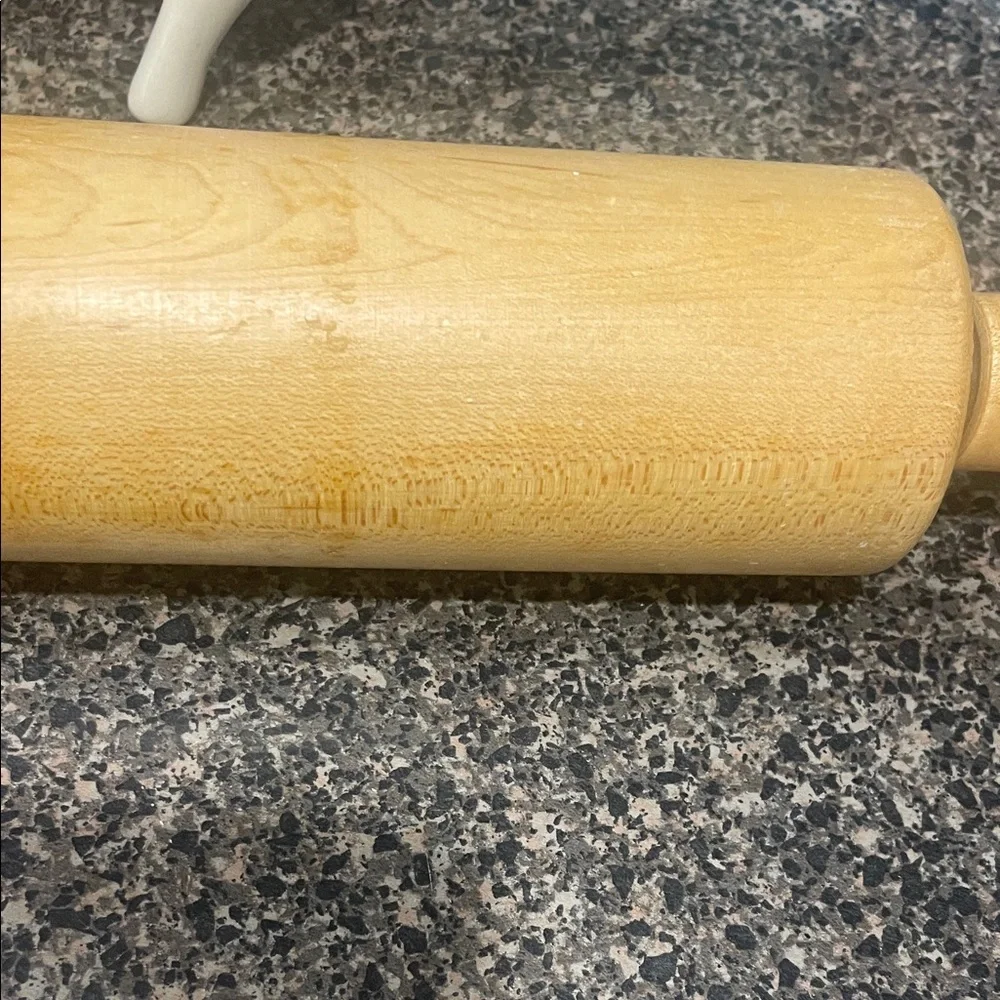 Vintage Style Natural Wood Rolling Pin - Light Brown
